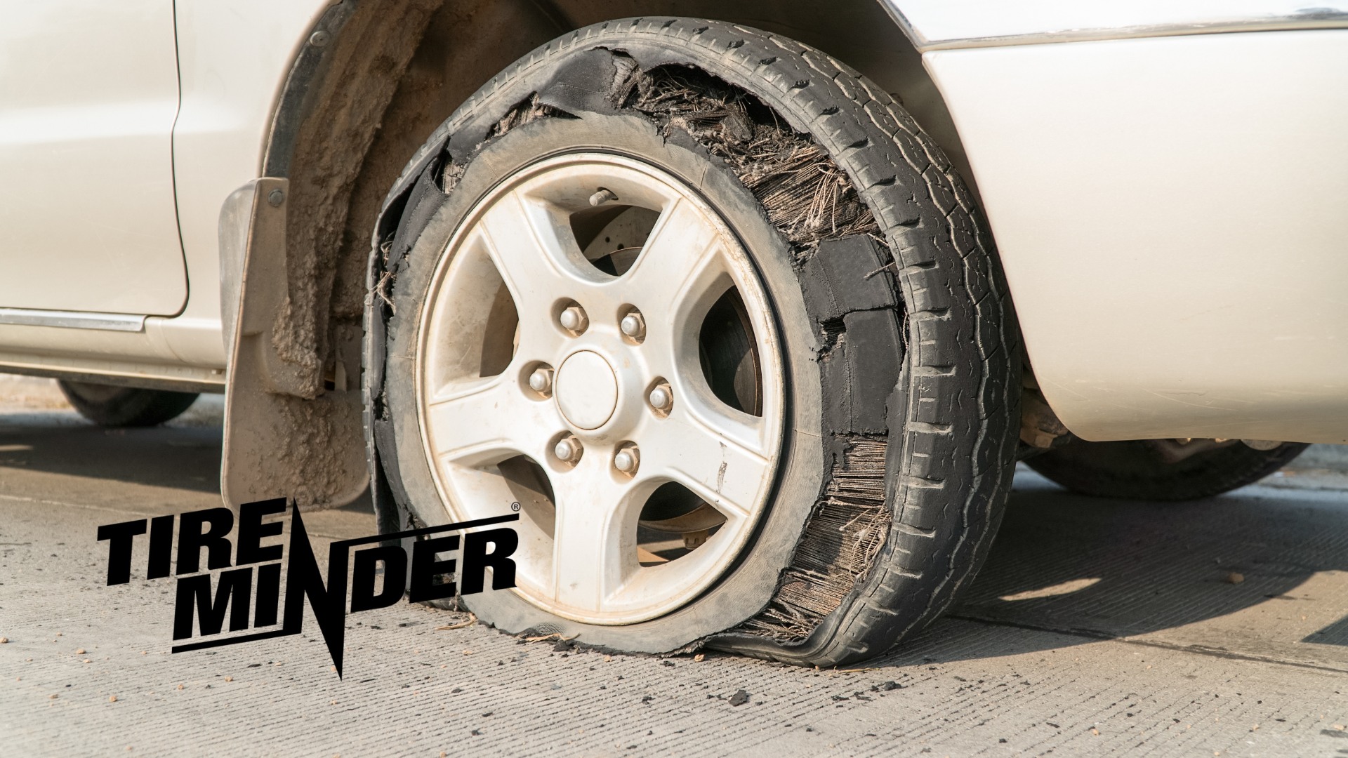 There are several reasons why TireMinder tire pressure monitor systems are a great choice over other brands