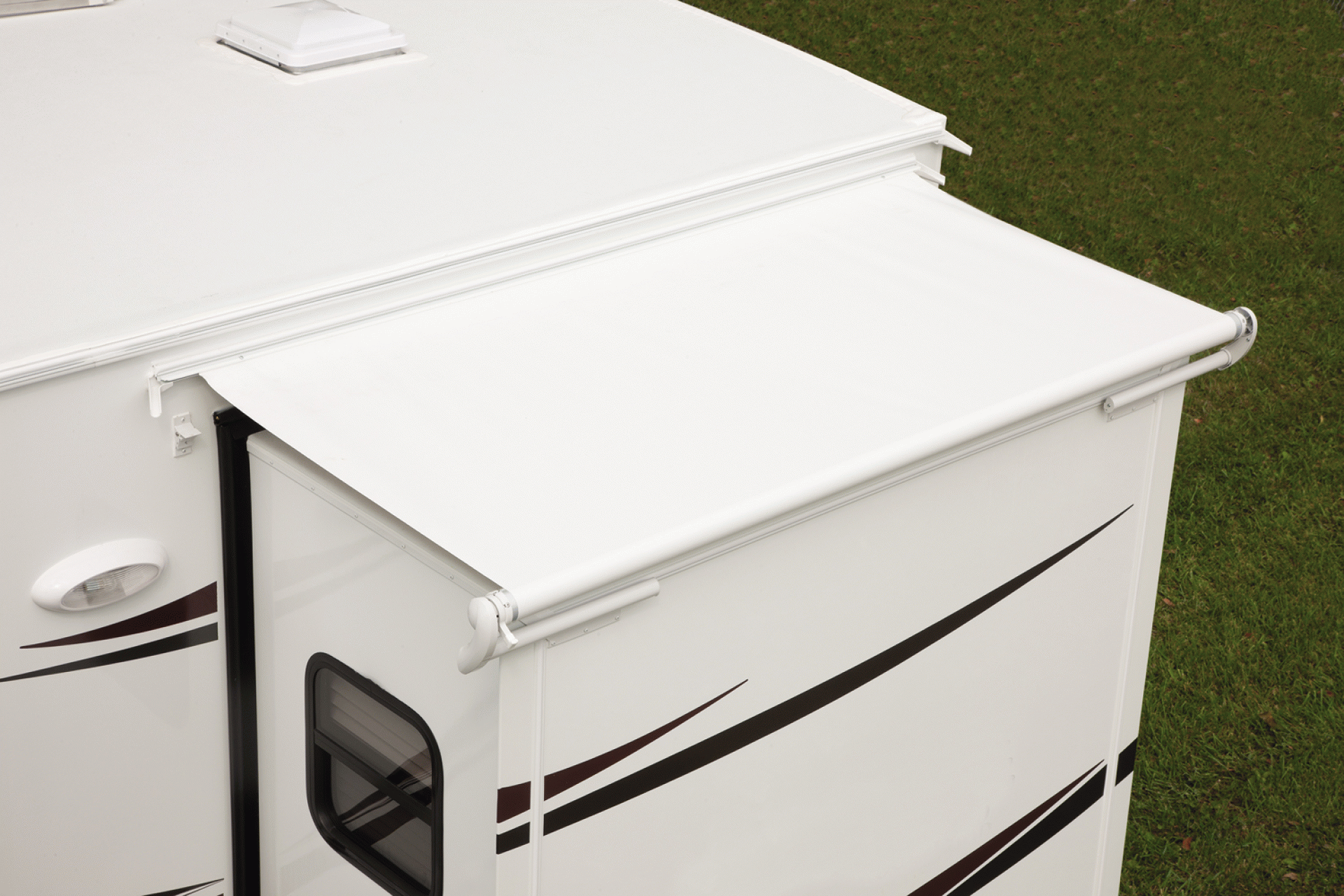 DOMETIC | 98001CQ.132B | DELUXE SLIDE TOPPER 132" FITS ROOM WIDTH 122"-127 3/4" WHITE VINYL WHITE WEATHERSHIELD