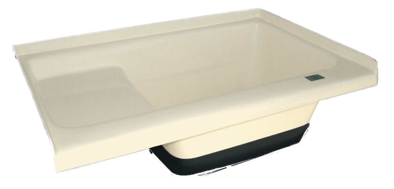 ICON 00475 36" x 24" Colonial White Sit-in Step Tub with RH Drain